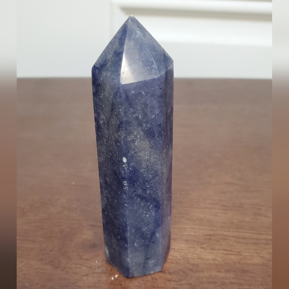 Fluorite Crystal Tower - Picture 5 of 9